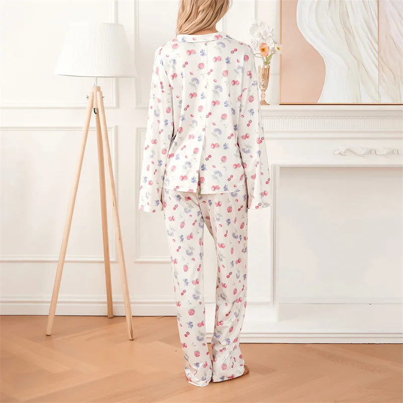 Women's Print Pajama Set: Long Sleeve Top & Elastic Waist Pants