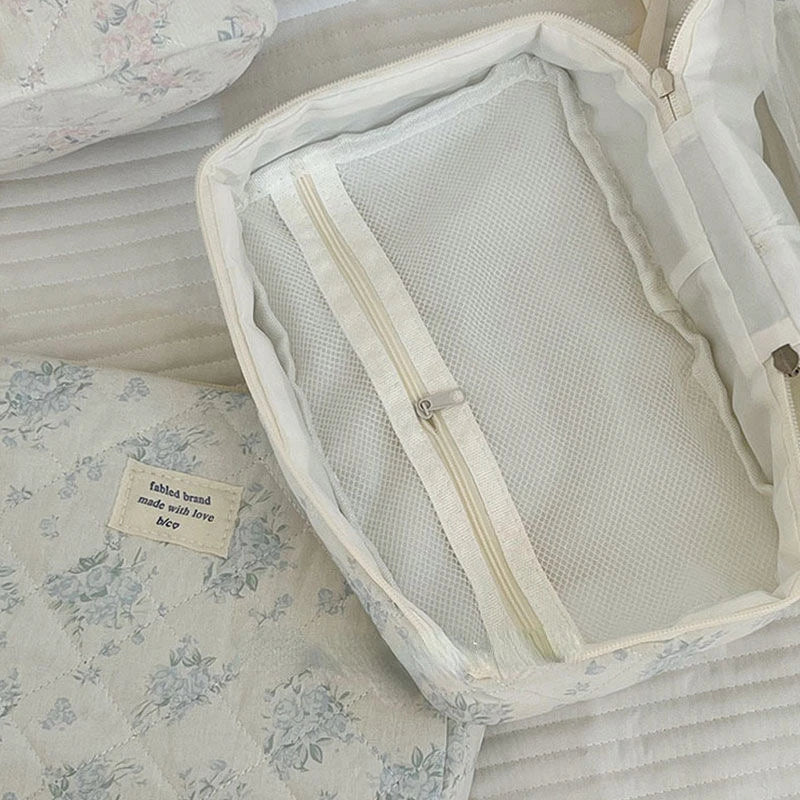 3 Types Floral Cosmetic Bag Set/Quilted Travel Tote